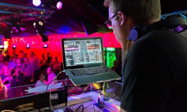 Če ne želite DJ-a spraviti ob pamet, ne počnite naslednjih stvari…