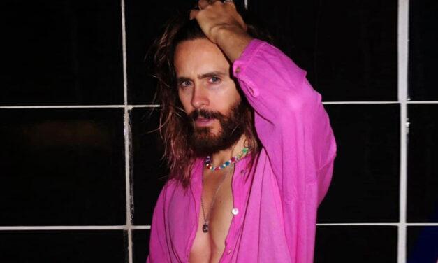 Jared Leto presenetil z drznim vstopom na oder