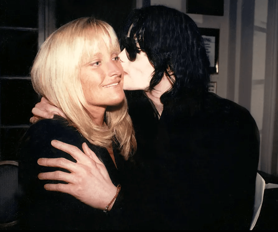 Prince je sin Michaela Jacksona in njegove druge žene Debbie Rowe, ki sta bila poročena od leta 1996 do 1999.