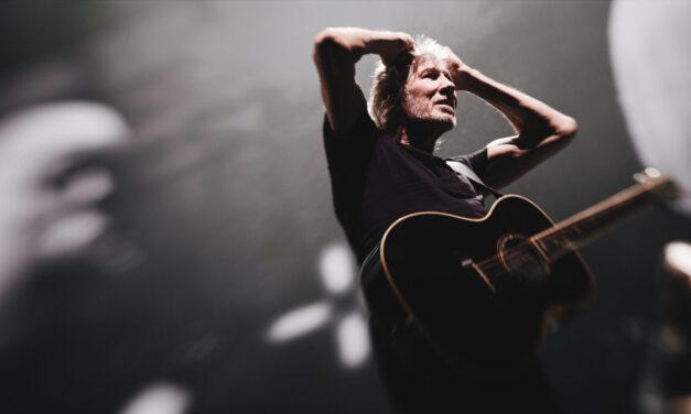 Roger Waters med koncertom v Londonu preklinjal oboževalce