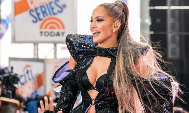 Jennifer Lopez je razkrila podrobnosti o novem albumu in filmu “This Is Me…Now”