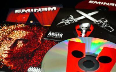 Eminem se je v novi pesmi opravičil Rihanni