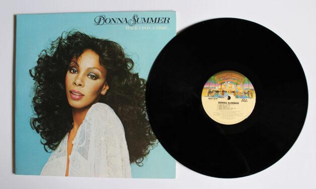 Kanye West obtožen kraje pesmi “I Feel Love”