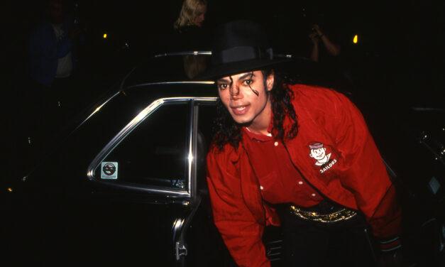 Ranč “Neverland” Michaela Jacksona ogroža obsežen požar