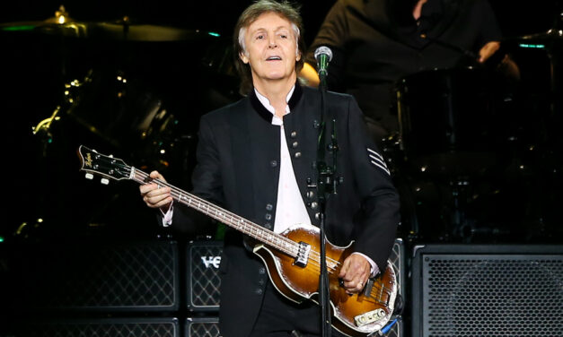 Paul McCartney in Ringo Starr sta se ponovno združila na odru v Londonu