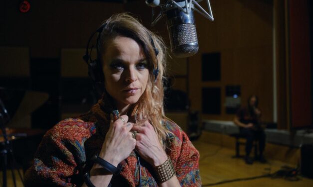 Tina Marinšek kmalu na Izštekanih!