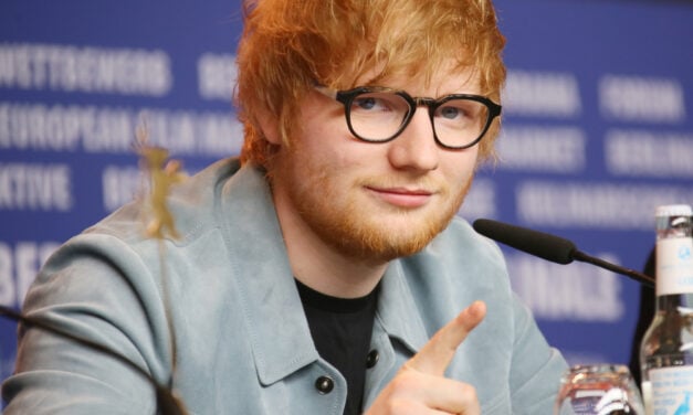 Ed Sheeran na newyorški podzemni postaji presenetil mimoidoče