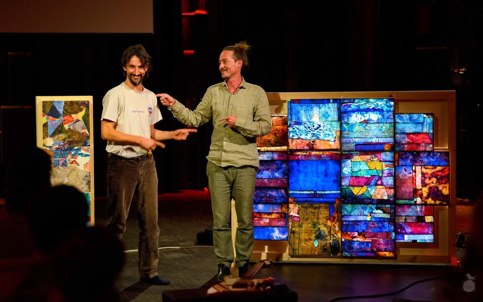 Mirko Malle in Marko Arich: "Colour Conducting" meets "performing Micro-Acoustic Arhitecture"