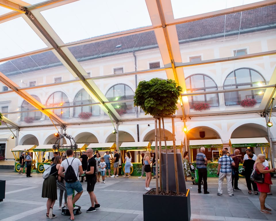 "Dober tek in na zdravje!", kulinarično druženje pod zvezdami