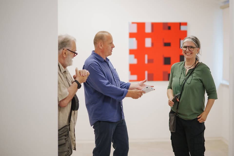 Vodstvo po razstavi Beti Bricelj in Dejan Jokanović Toumin: Dual