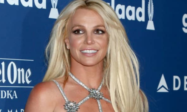 Britney Spears stopila v bran Justinu Bieberju ob kritikah na družbenih omrežjih
