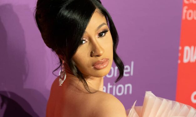 Cardi B po razhodu z Offsetom: “Danes sem močnejša kot kdajkoli prej”