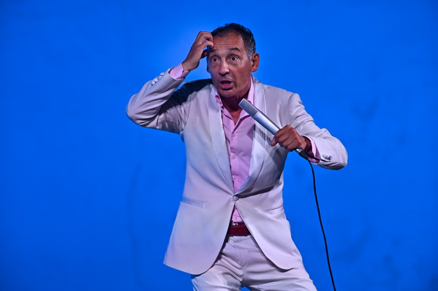 Tadej Toš: Analogno