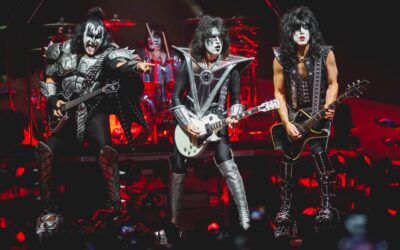 Kiss napovedujejo jubilejno izdajo ob 50-letnici “Alive!”