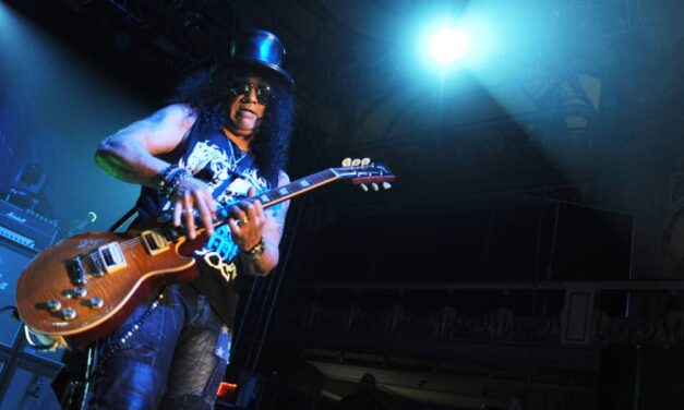 Guns N’ Roses presenetili z nepričakovano izdajo dveh novih pesmi