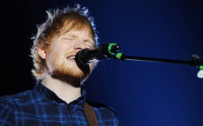Ed Sheeran se vrača na odre z retrospektivno turnejo Loop