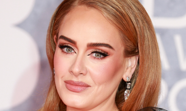 Adele se vrača v studio, pripravlja glasbo za novi film