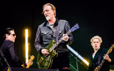 Queens of the Stone Age na Islandiji premierno izvedli dve novi skladbi